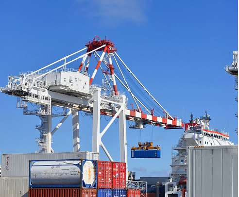 Bearings Application for Port Quay Crane